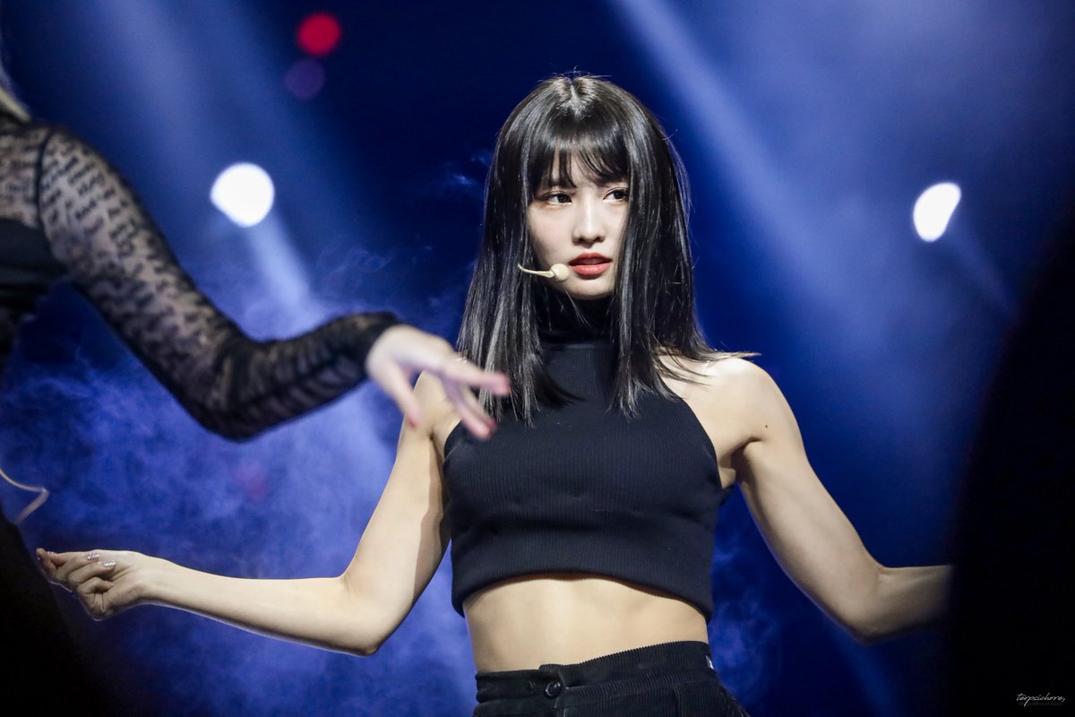 TWICEモモのダンスはK-POPトップレベルだった！その実力を公開